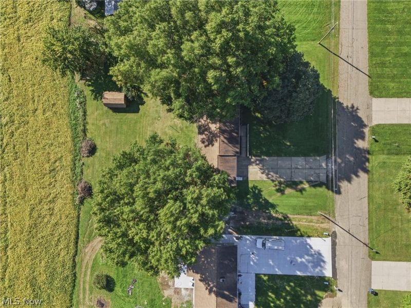 7660 Brookview Street, Louisville, OH 44641 Photo 18