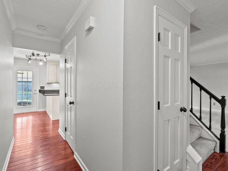 7034 Cavalry Court, Dublin, OH 43017 Photo 5