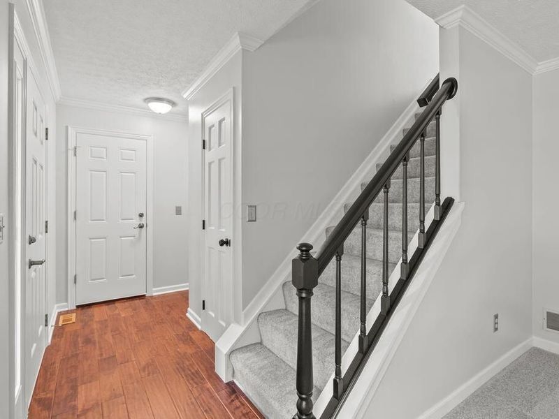 7034 Cavalry Court, Dublin, OH 43017 Photo 6
