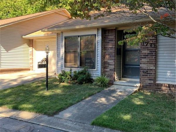 1711 White Oak Lane , Harrison, AR 72601