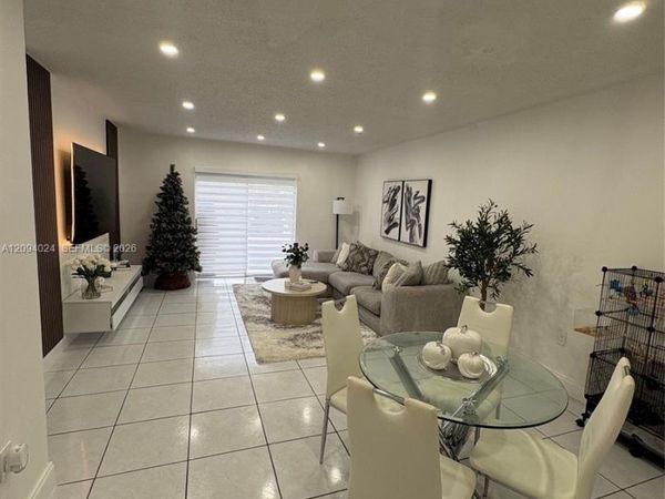 11309 SW 200th St , Unit 104-C, Miami, FL 33157