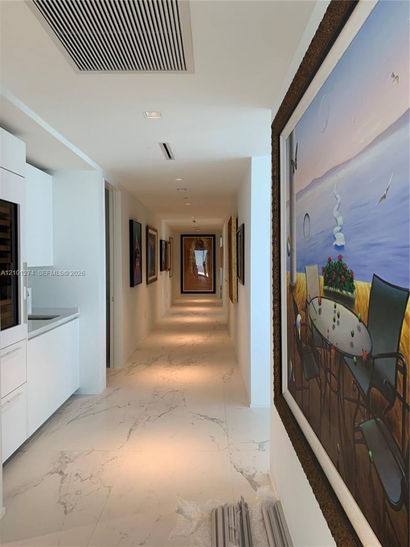 1000 Biscayne Blvd , Unit 4402, Miami, FL 33132 Photo