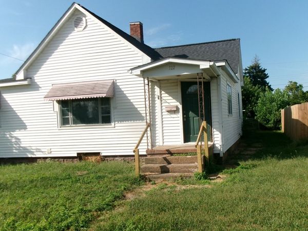 127 Victor Street , Westville, IL 61883