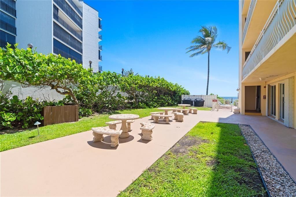 1161 Hillsboro Mile, Unit 305, Hillsboro Beach, FL 33062 Photo