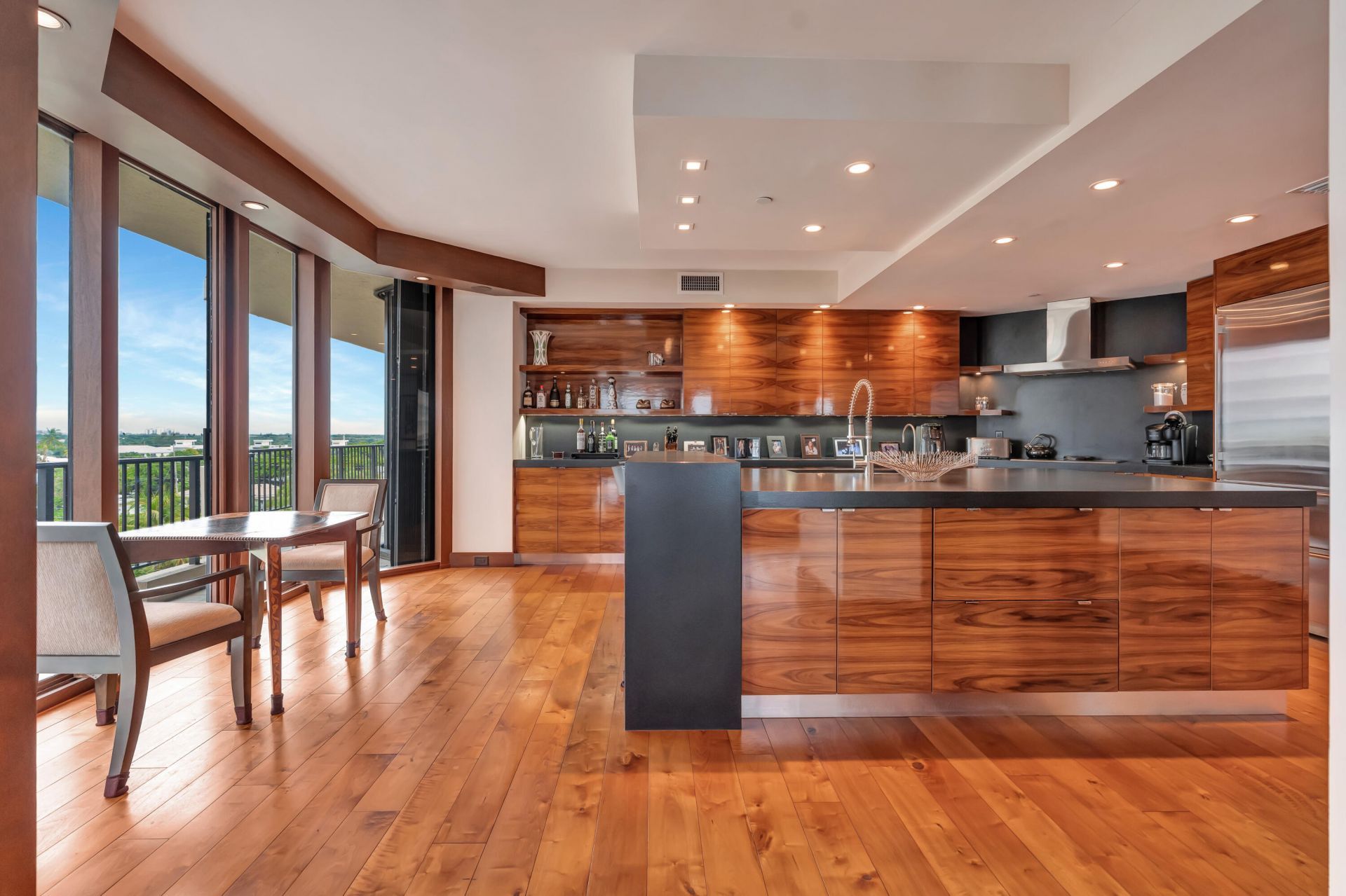 570 Ocean Drive, Unit 602, Juno Beach, FL 33408 Photo