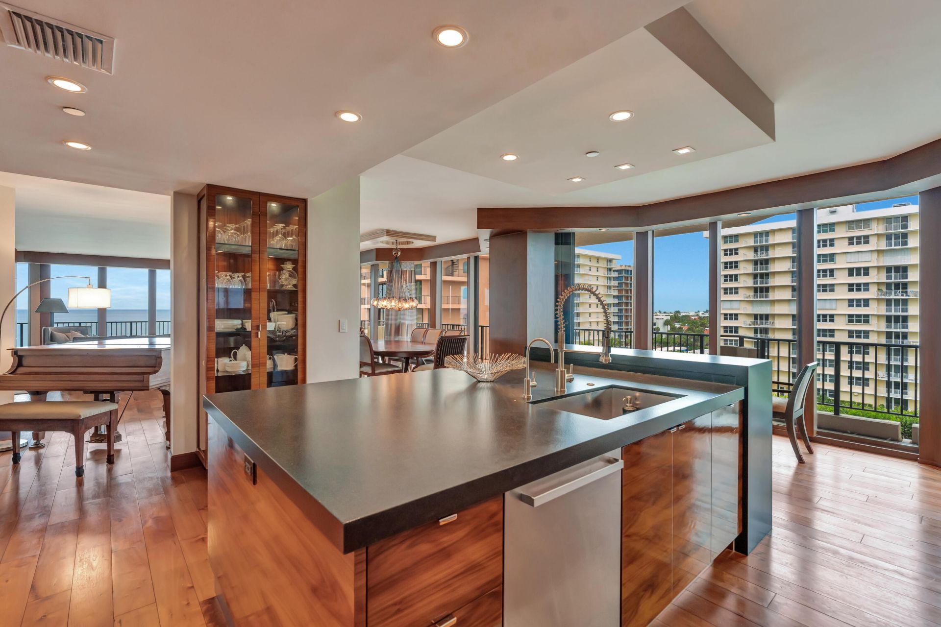 570 Ocean Drive, Unit 602, Juno Beach, FL 33408 Photo