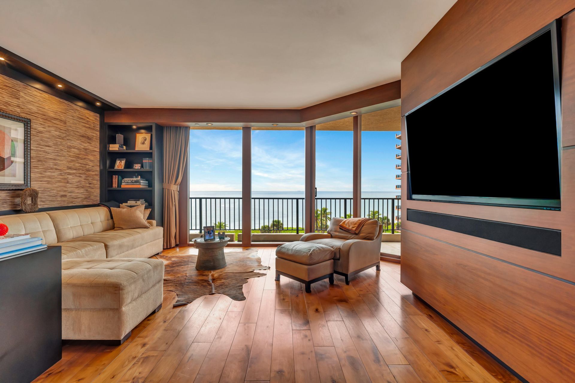 570 Ocean Drive, Unit 602, Juno Beach, FL 33408 Photo