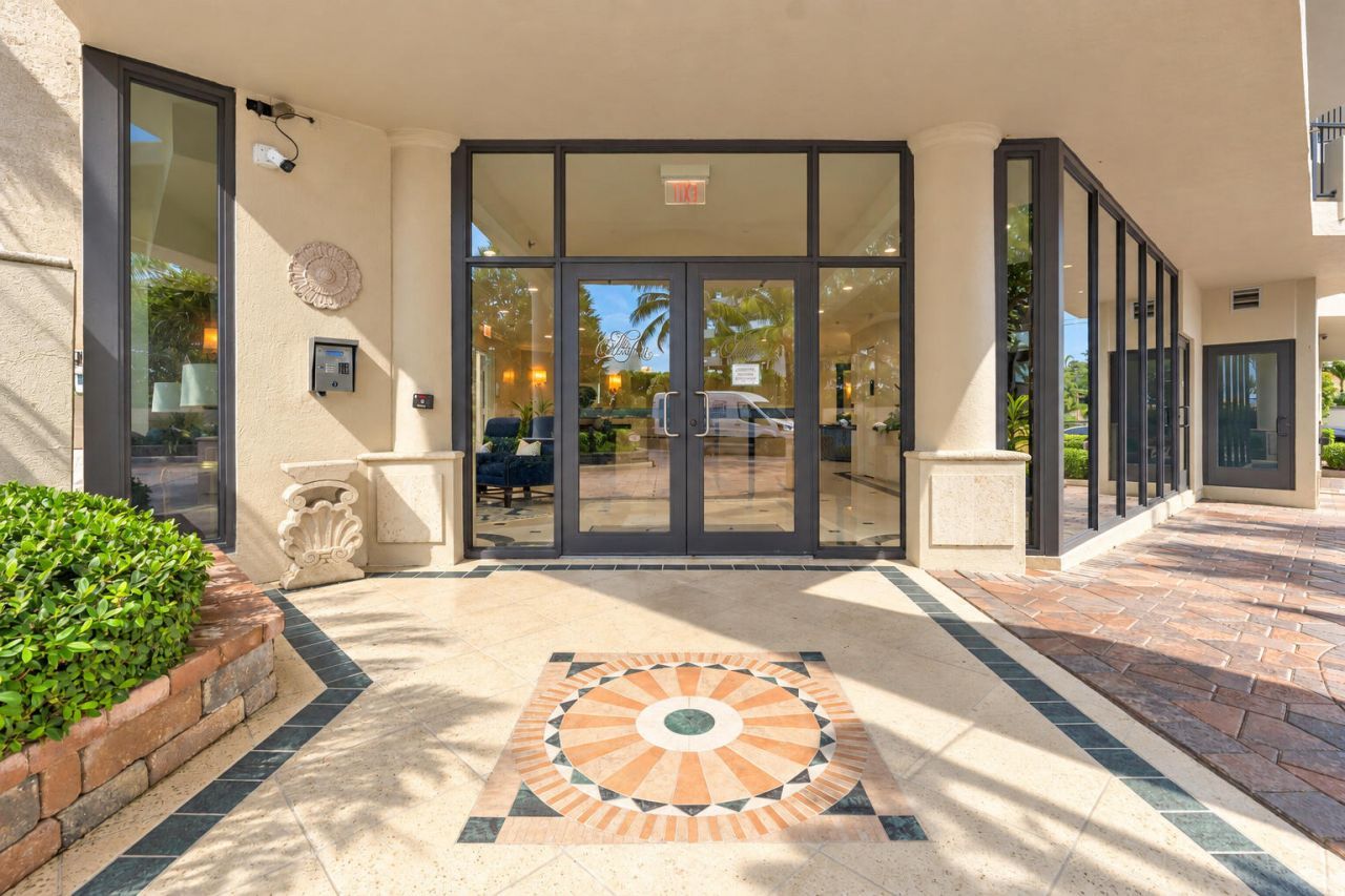 570 Ocean Drive, Unit 602, Juno Beach, FL 33408 Photo