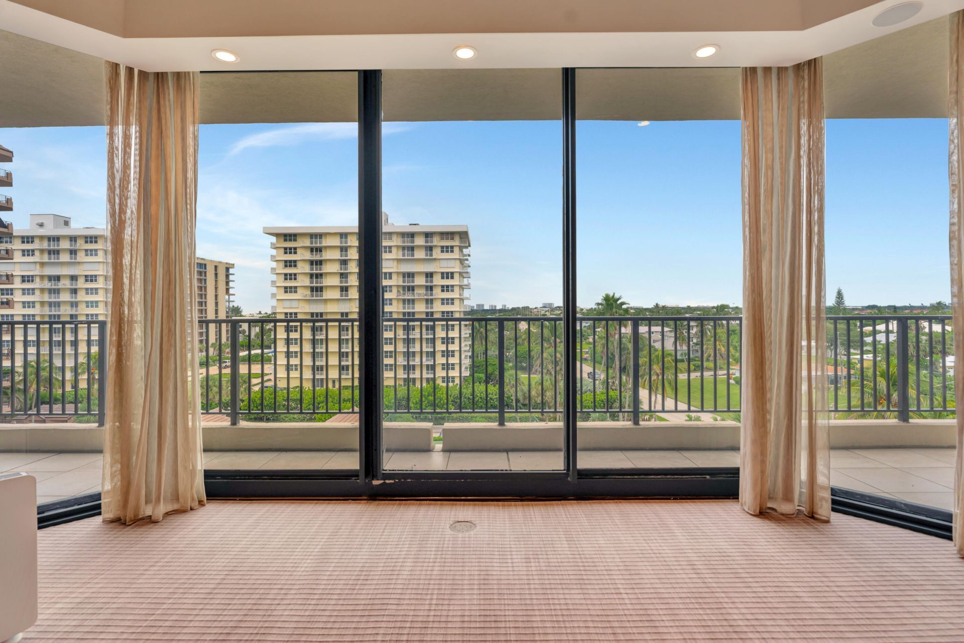 570 Ocean Drive, Unit 602, Juno Beach, FL 33408 Photo