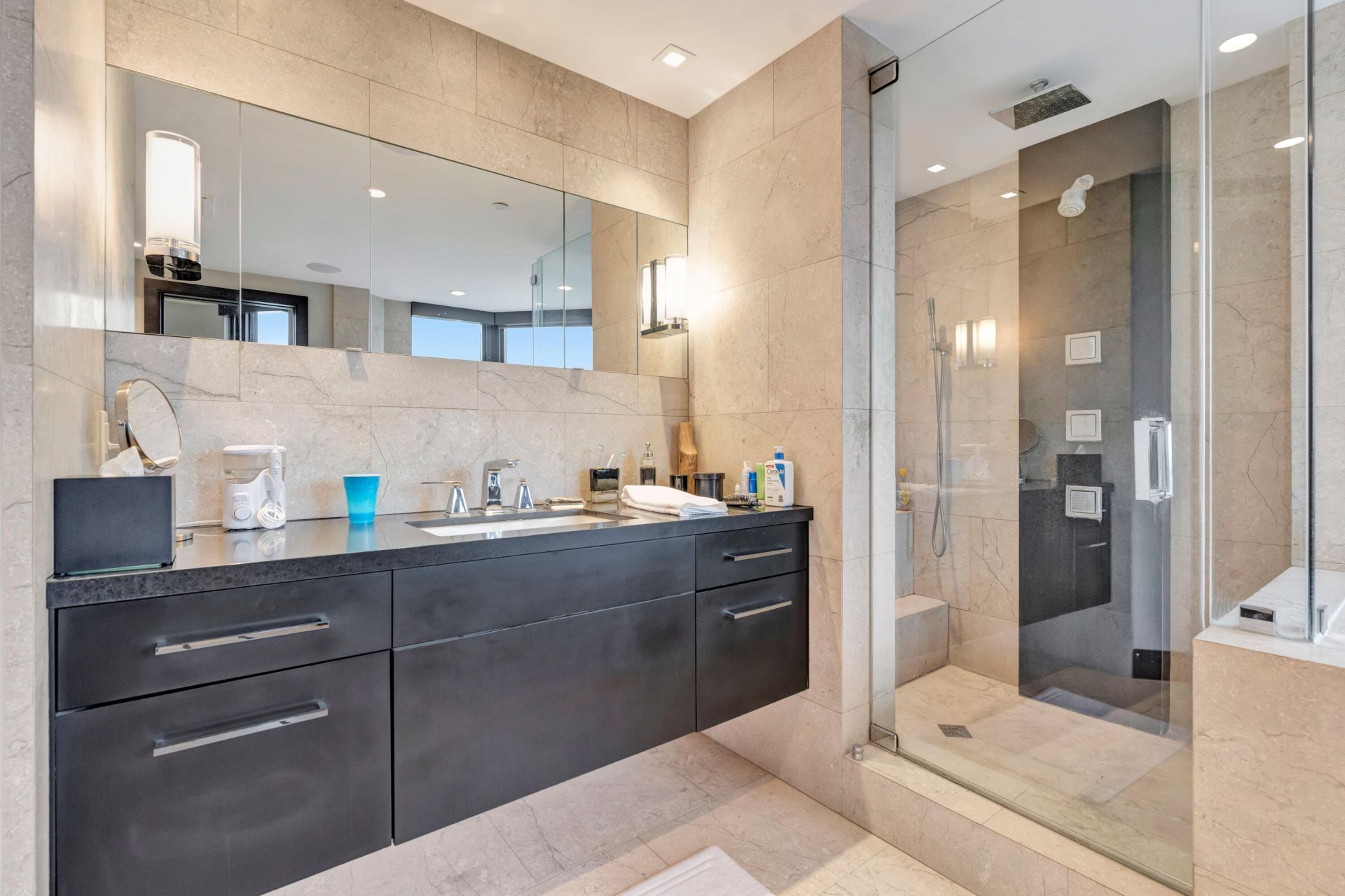 570 Ocean Drive, Unit 602, Juno Beach, FL 33408 Photo