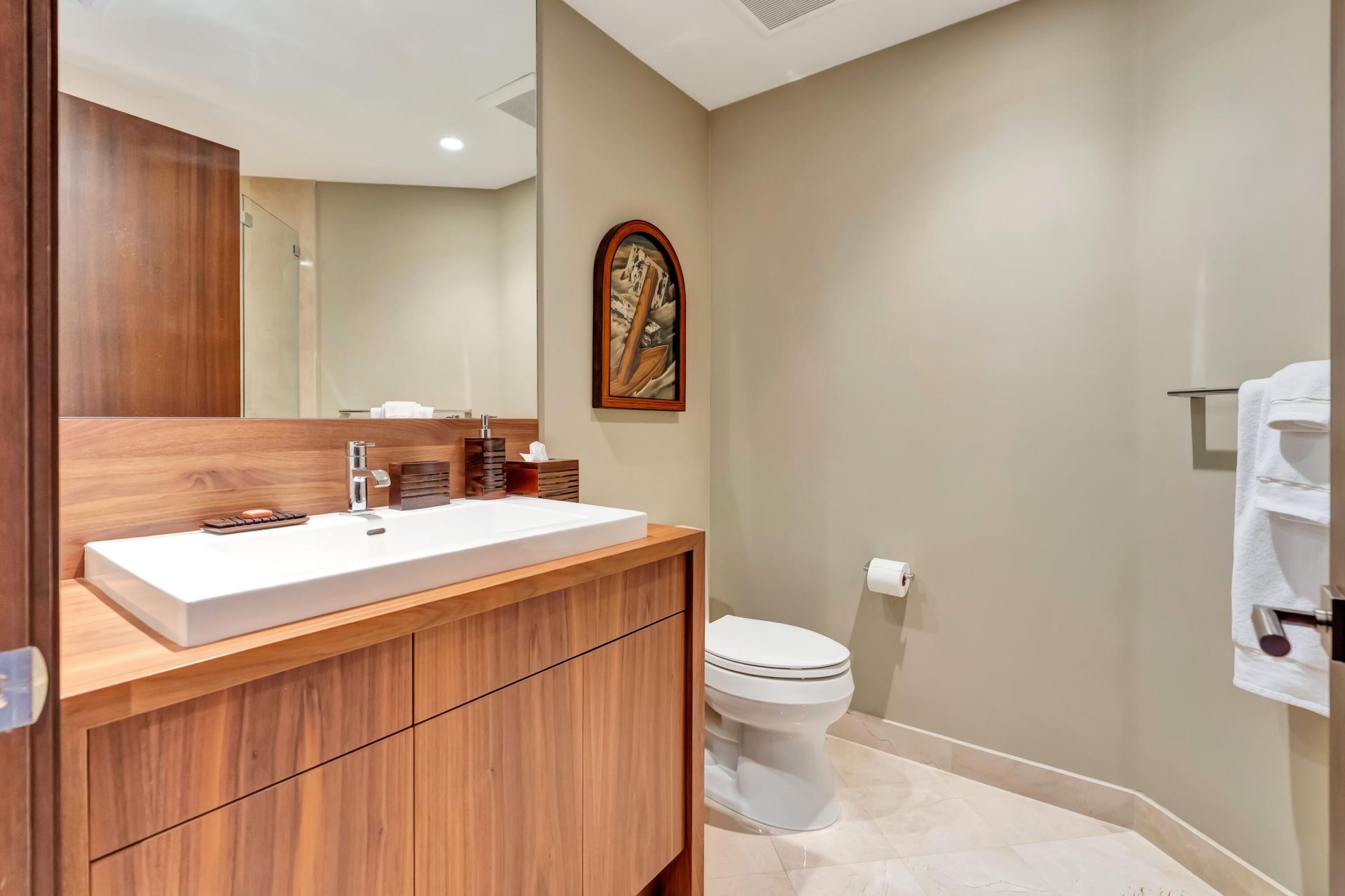 570 Ocean Drive, Unit 602, Juno Beach, FL 33408 Photo