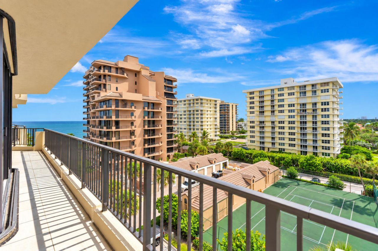 570 Ocean Drive, Unit 602, Juno Beach, FL 33408 Photo