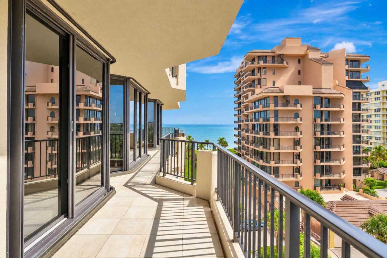 570 Ocean Drive, Unit 602, Juno Beach, FL 33408 Photo