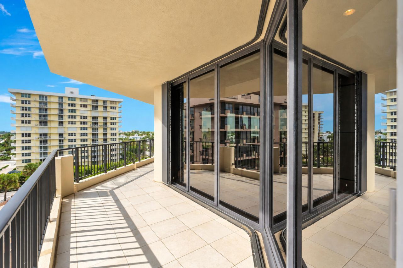 570 Ocean Drive, Unit 602, Juno Beach, FL 33408 Photo