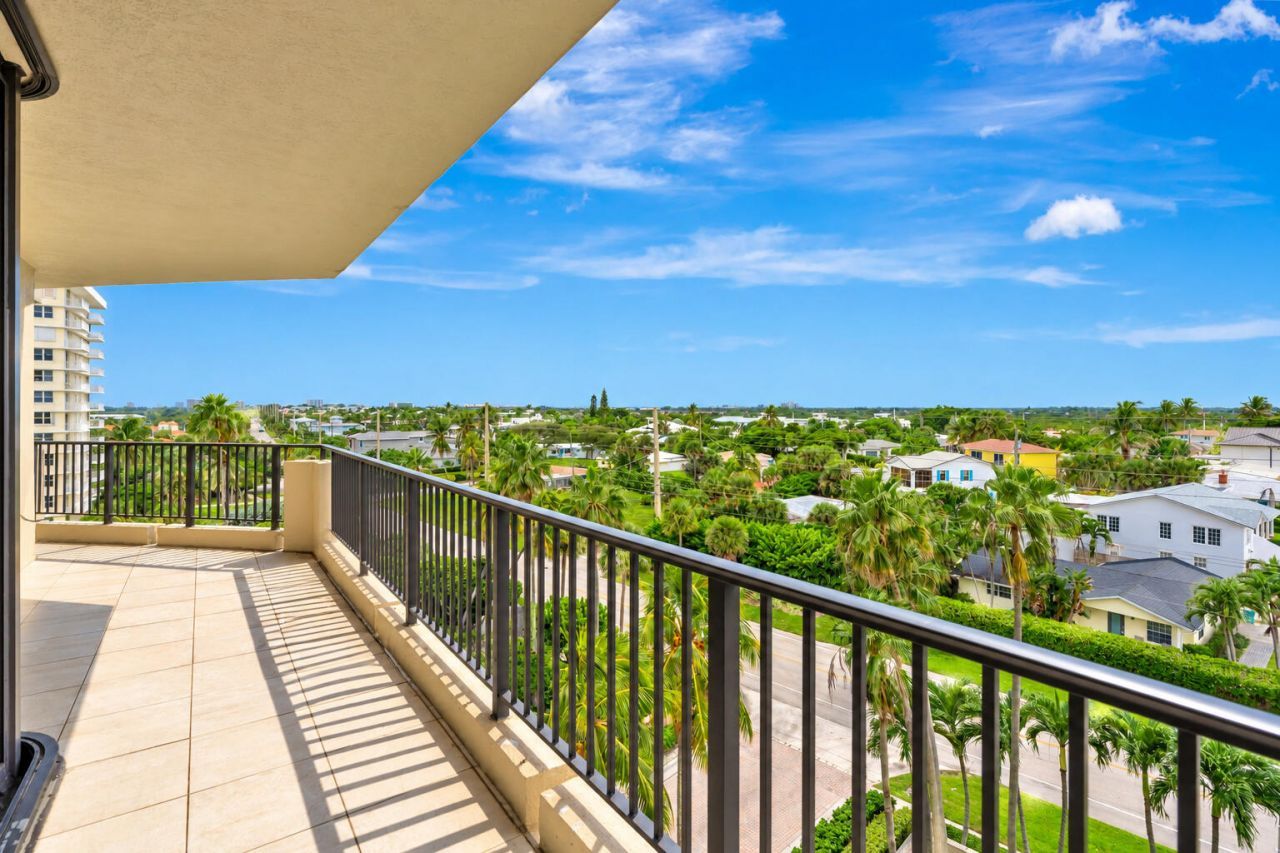 570 Ocean Drive, Unit 602, Juno Beach, FL 33408 Photo