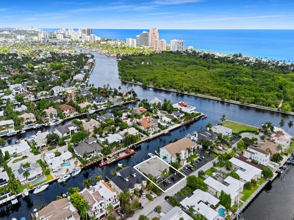 2743 NE 15th Street, Unit 1, Fort Lauderdale, FL 33304