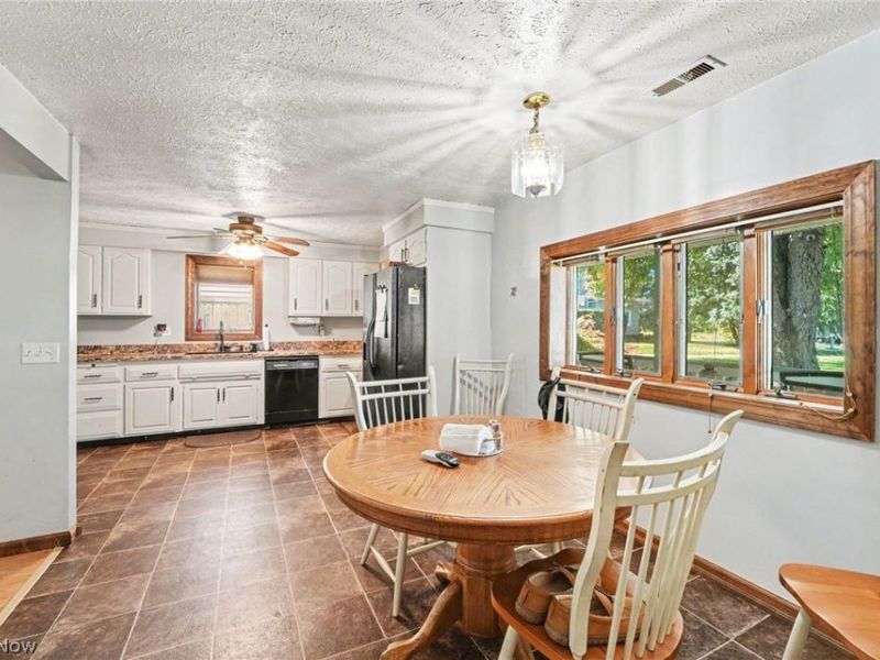 38005 Sugar Ridge Road, North Ridgeville, OH 44039 Photo 15