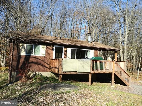 129 CANOE TRL TRAIL , POCONO LAKE, PA 18347