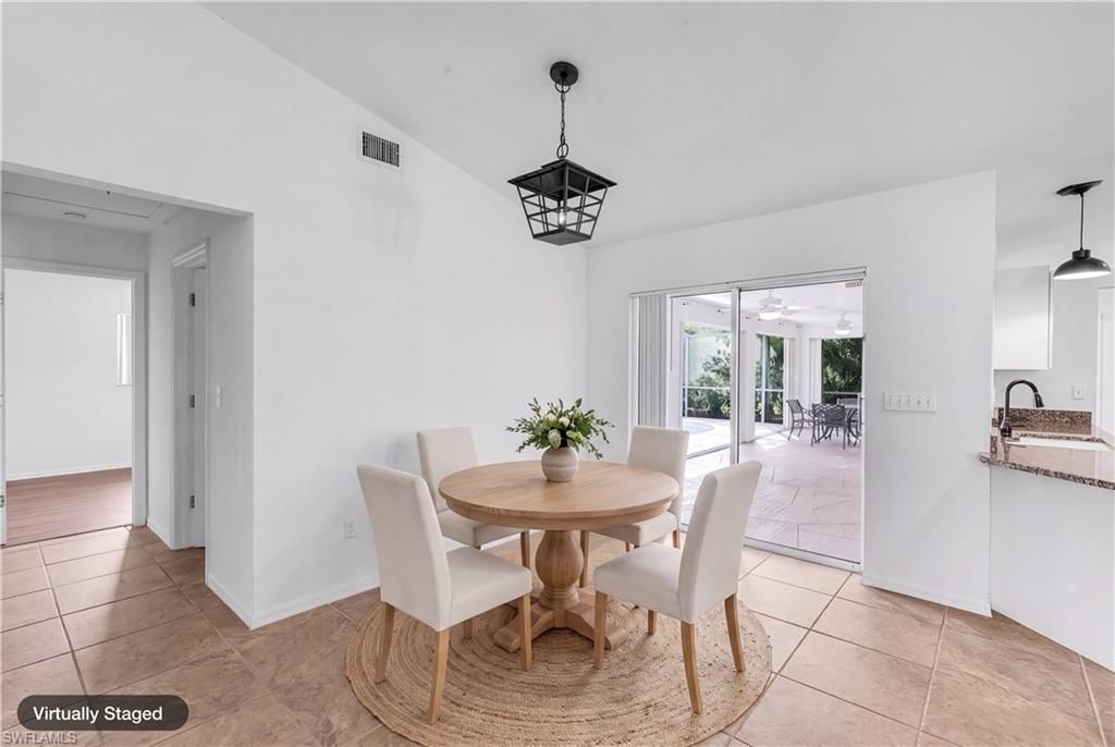 310 SE 23rd St, Cape Coral, FL 33990 Photo
