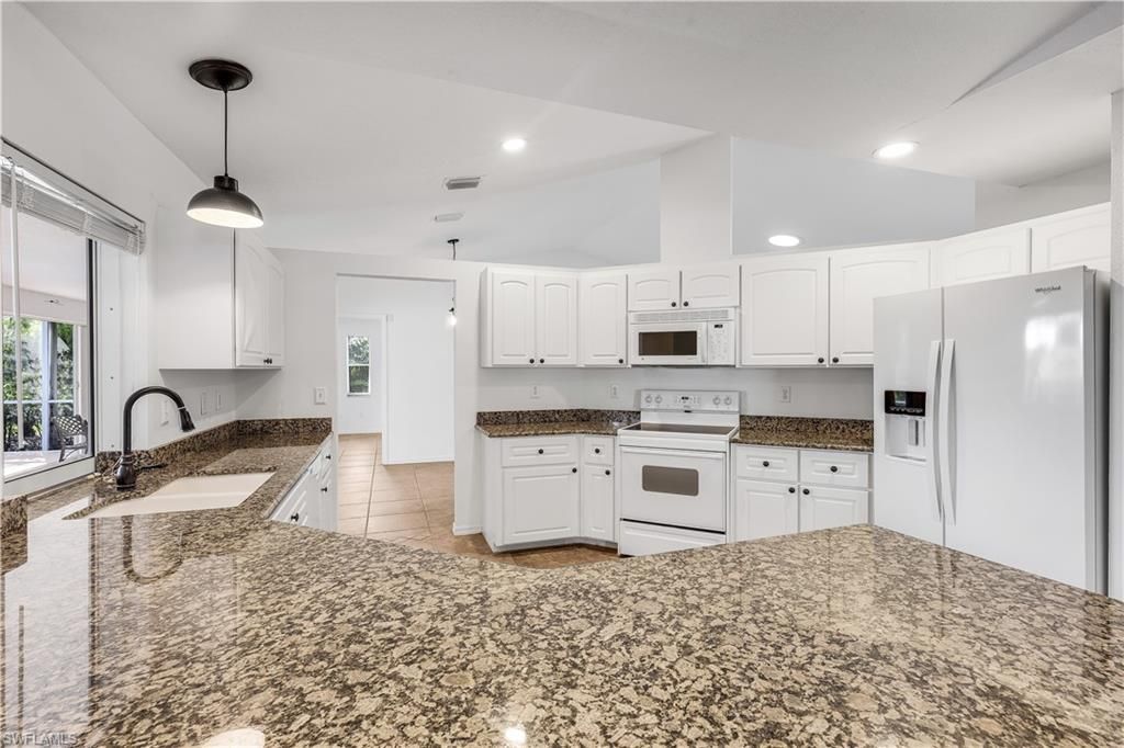 310 SE 23rd St, Cape Coral, FL 33990 Photo