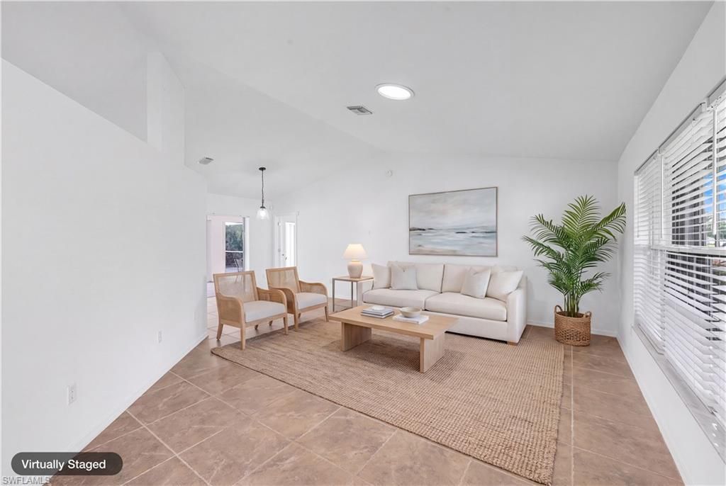 310 SE 23rd St, Cape Coral, FL 33990 Photo