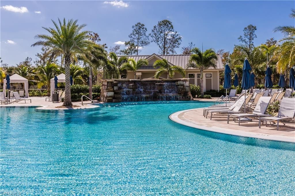 7602 Jacaranda Ln, Naples, FL 34114 Photo