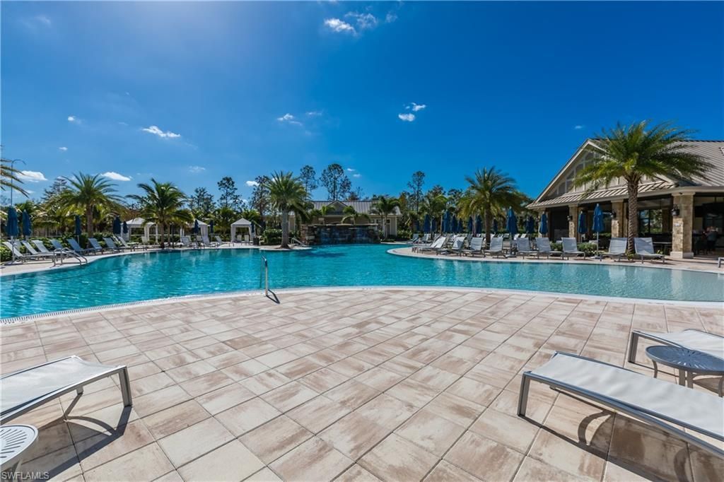 7602 Jacaranda Ln, Naples, FL 34114 Photo