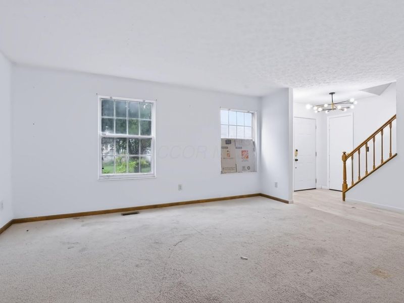 1348 Haybrook Drive, Columbus, OH 43230 Photo 6