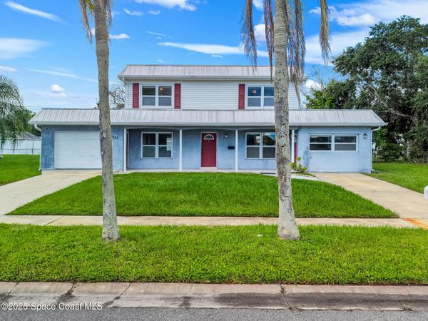 942 Chace Lane NE, Palm Bay, FL 32905