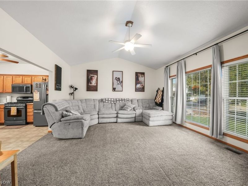 5715 Ashton Woods Circle, Ravenna, OH 44266 Photo 23