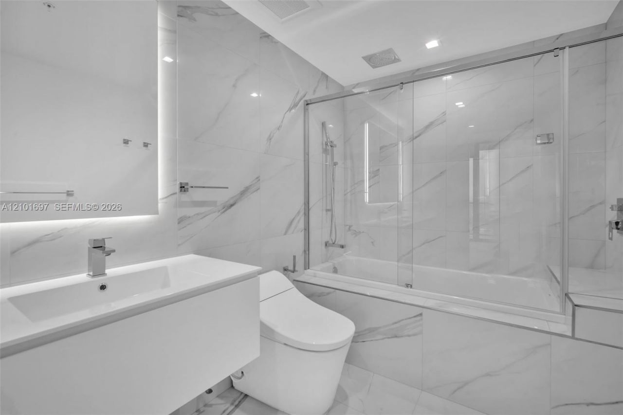 1170 E Hallandale Beach Blvd , Unit 1806, Hallandale Beach, FL 33009 Photo