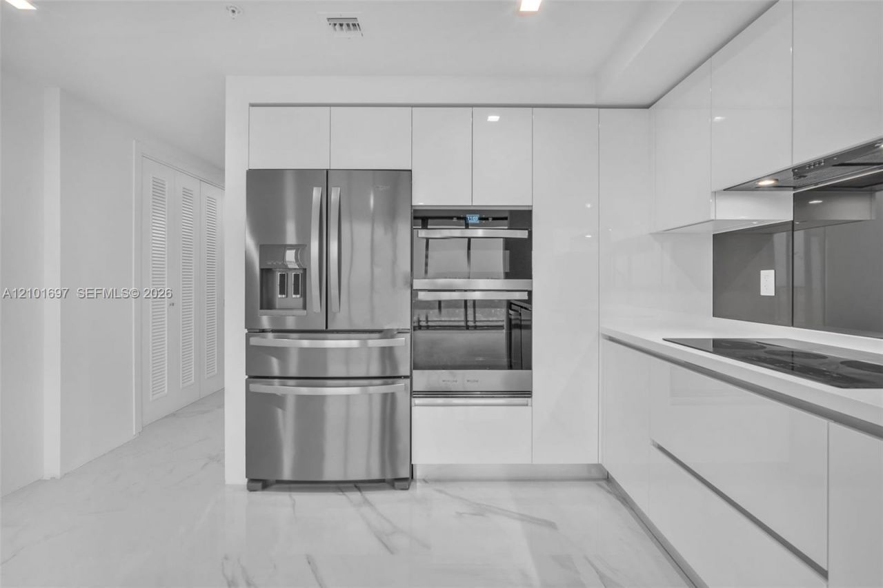 1170 E Hallandale Beach Blvd , Unit 1806, Hallandale Beach, FL 33009 Photo
