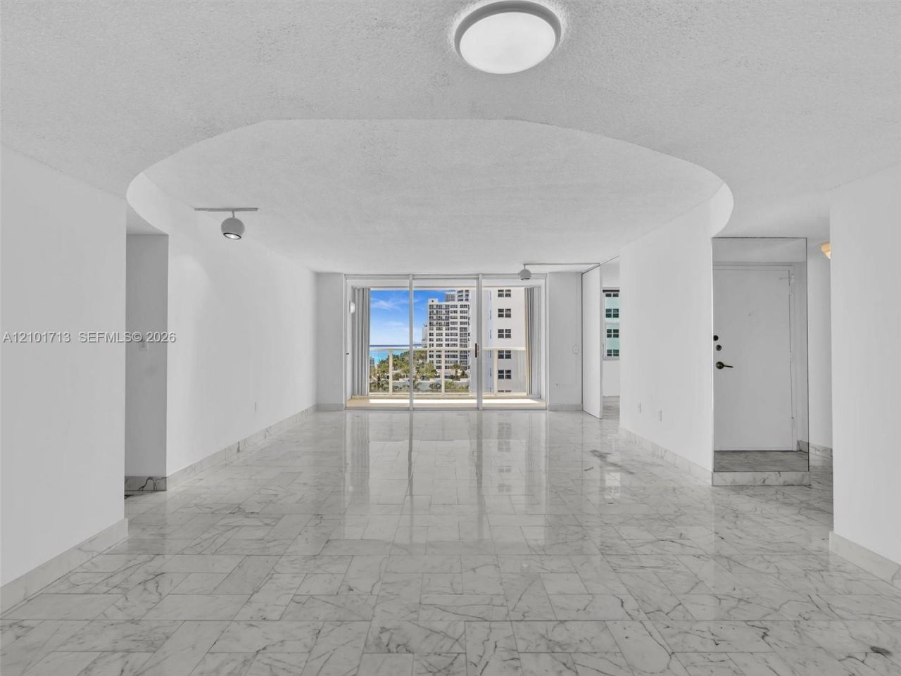 2751 S Ocean Dr, Unit 806S, Hollywood, FL 33019 Photo