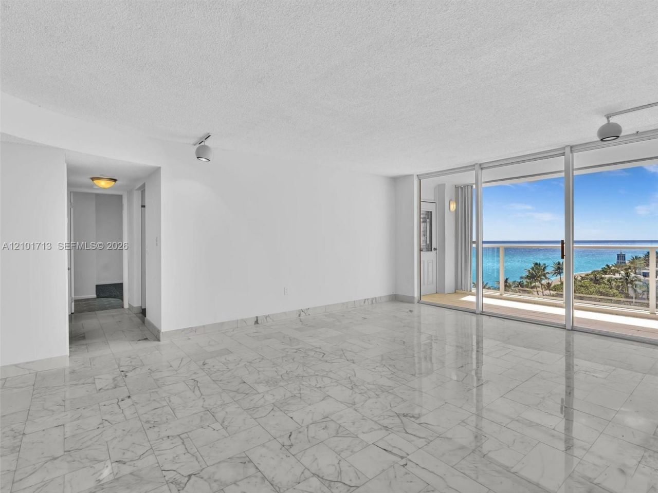 2751 S Ocean Dr, Unit 806S, Hollywood, FL 33019 Photo