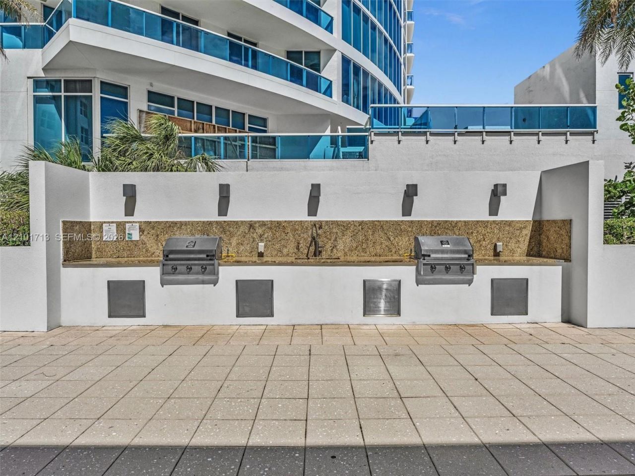 2751 S Ocean Dr, Unit 806S, Hollywood, FL 33019 Photo