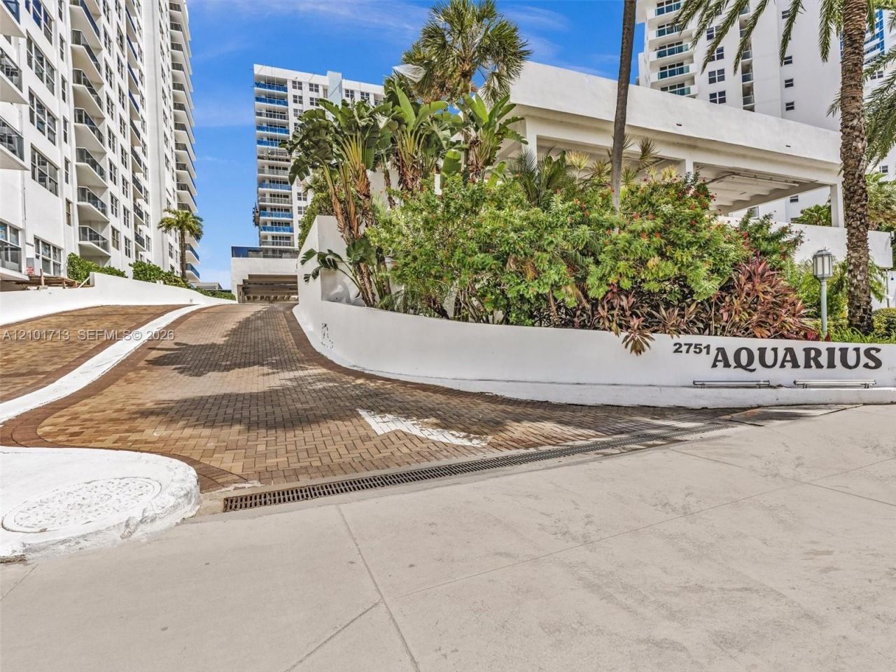 2751 S Ocean Dr, Unit 806S, Hollywood, FL 33019 Photo