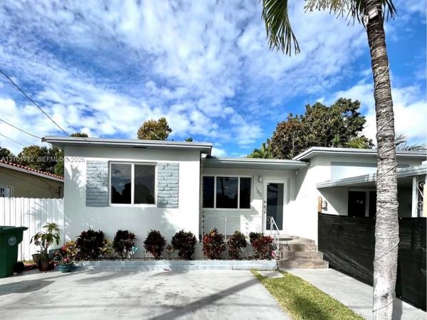 180 NW 32nd Pl , Unit 1, Miami, FL 33125