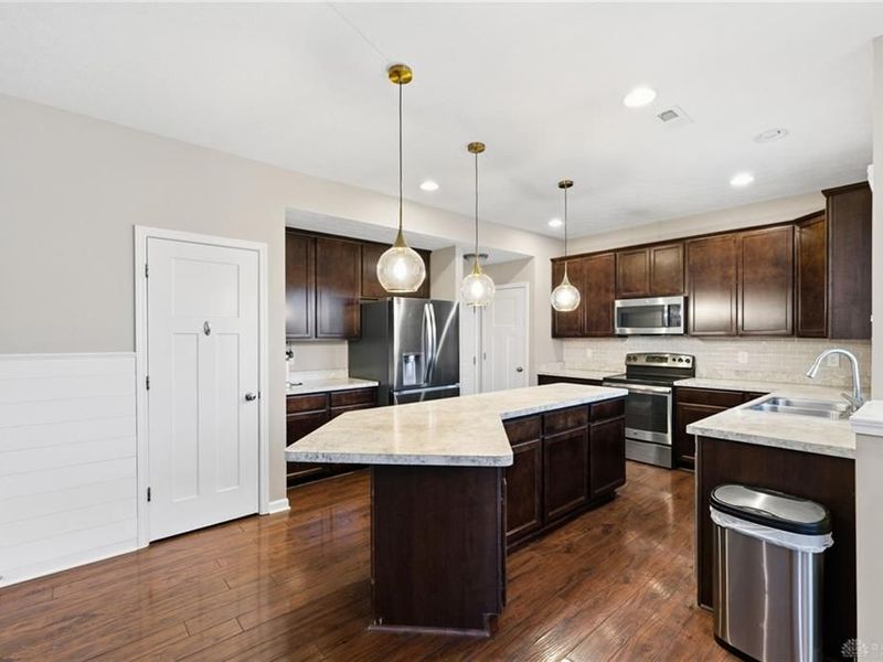 2050 Prairie Clover Drive, Turtlecreek Township, OH 45036 Photo 12