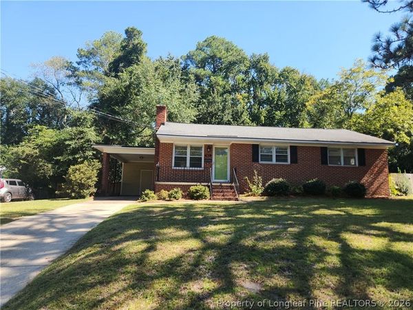 439 McPhee Drive , Fayetteville, NC 28305