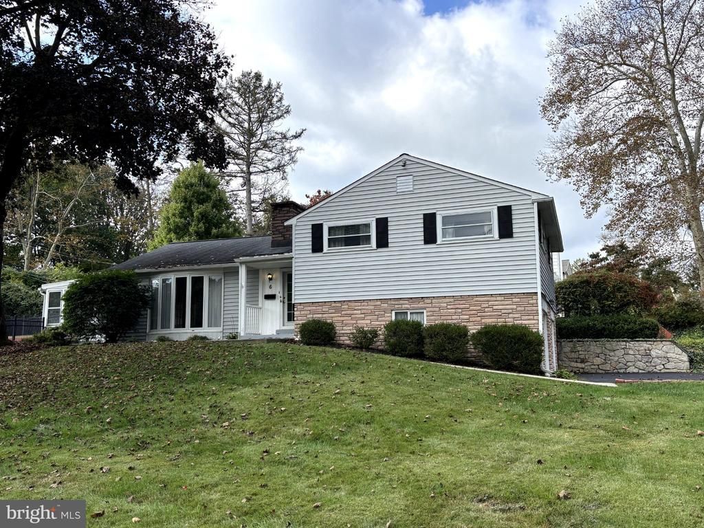 6 COBBLESTONE DRIVE , PAOLI, PA 19301