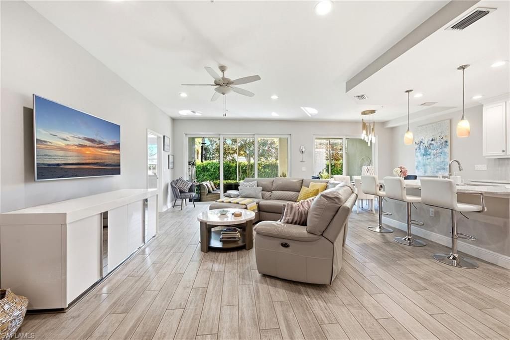 2318 Sawyers Hill Rd, Unit 103, Naples, FL 34120 Photo