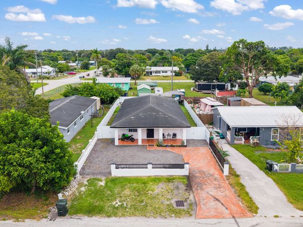 347 W HAITI Avenue, Clewiston, FL 33440