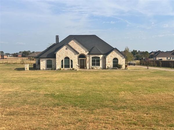 3177 Belmont Lane, Terrell, TX 75160