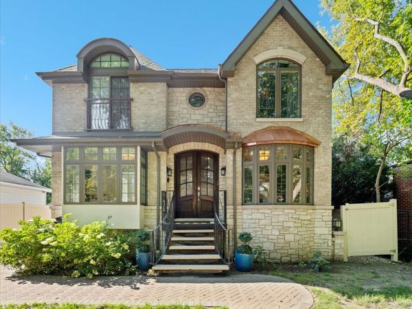 1180 Taylor Avenue , Highland Park, IL 60035