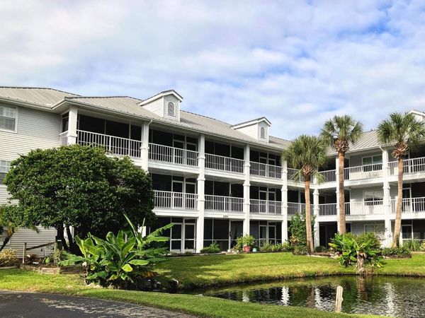 2164 VISTA DEL SOL CIRCLE, Unit 523, LUTZ, FL 33558