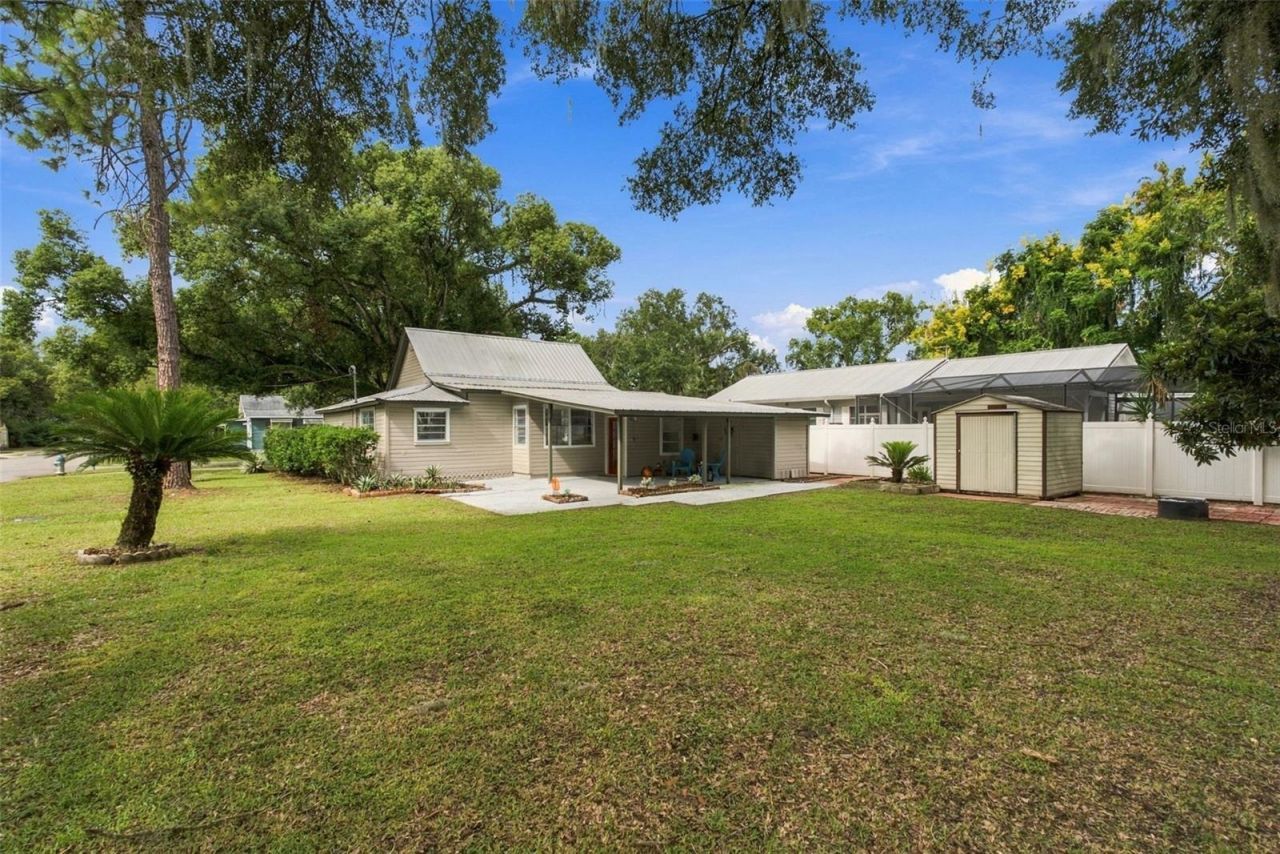 5450 10th Street , Zephyrhills, FL 33542 Photo