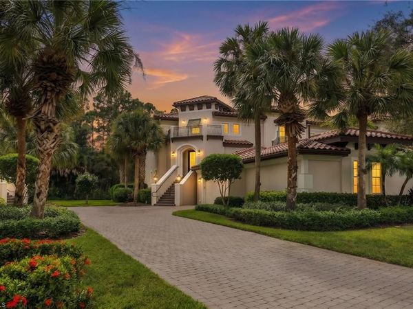 28560 Calabria CT , Unit 201, NAPLES, FL 34110