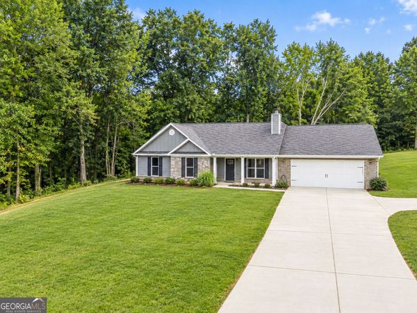 1374 Hardigree Road, Winder, GA 30680