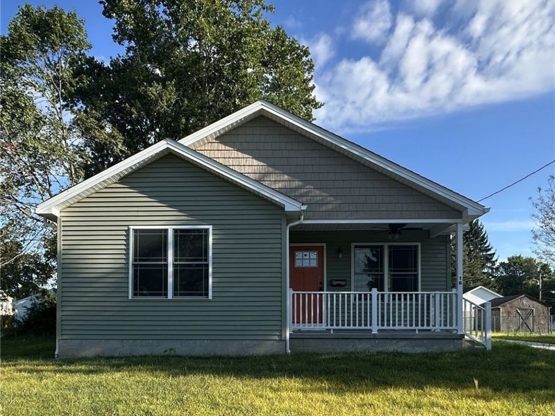 16 E Haywood Avenue, Struthers, OH 44471 Photo 1