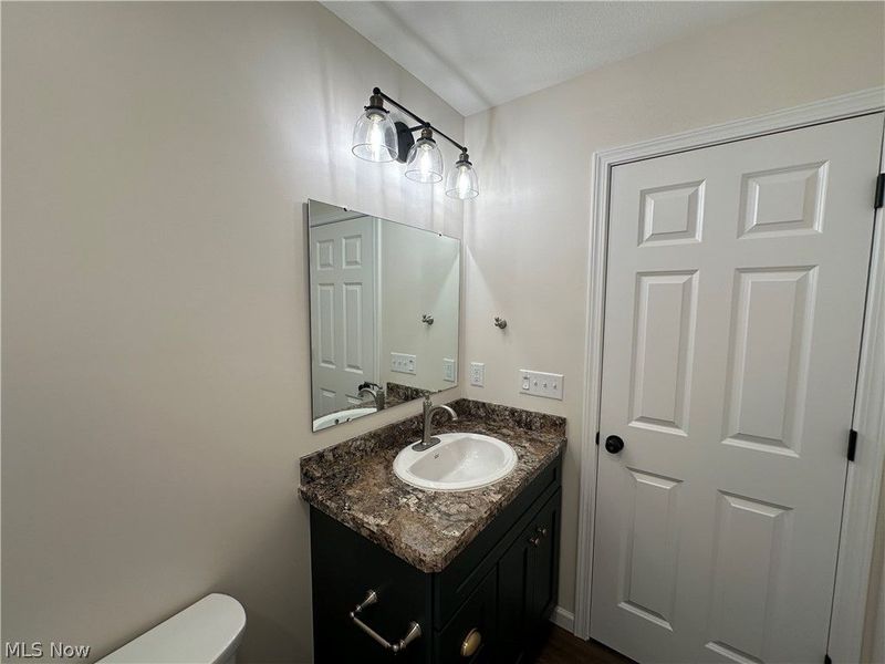 16 E Haywood Avenue, Struthers, OH 44471 Photo 15